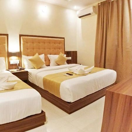 Hotel Emerald Near T2 International Airport Mumbai Luaran gambar